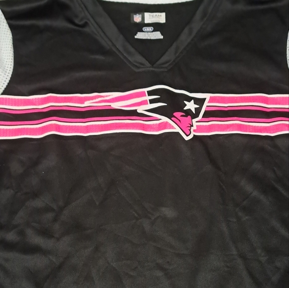 NFL TEAM APPAREL New England Patriots short sleeve V neck top mesh ladies LG - Picture 3 of 5